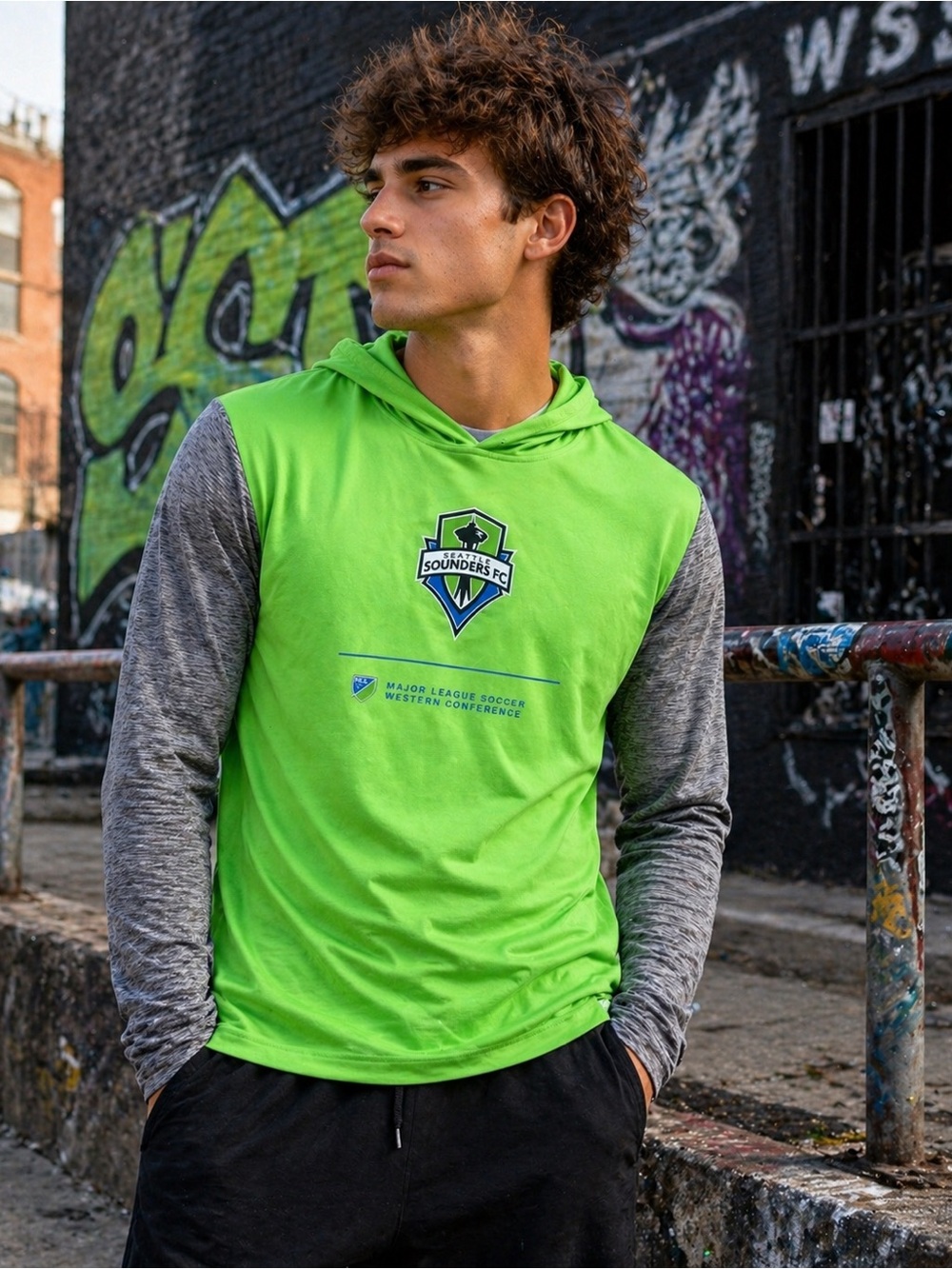 Seattle Sounders Hooded T Shirt XL MLS Fanatics Neon Green Long Sleeve